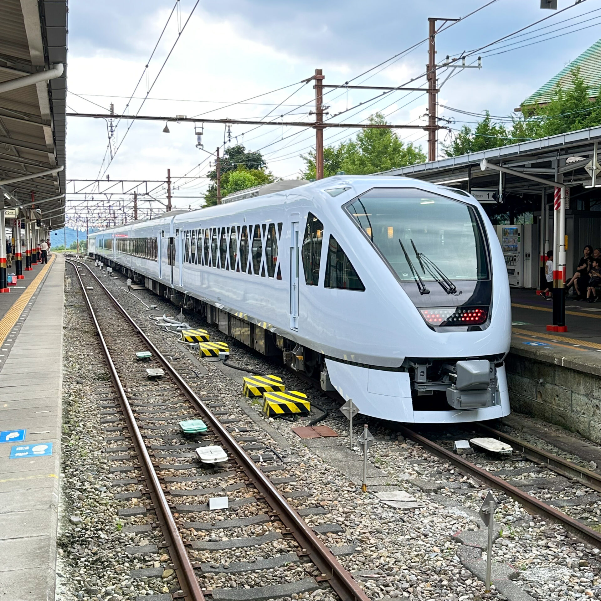 東武特急スペーシアエックス東武日光駅にて