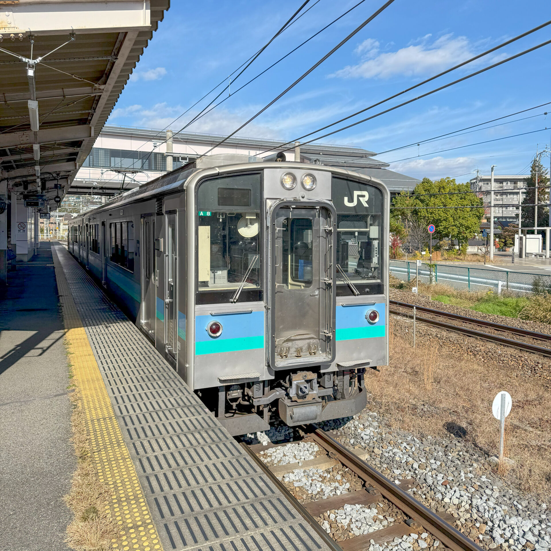 大糸線普通列車北松本駅にて